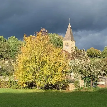 Noubar Oda ve Kahvaltı Cenevieres